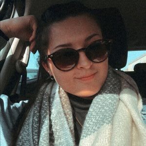 Meet your Posher, Shelby